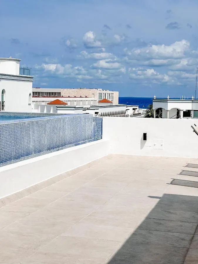 Apartment In 21 Trendy Condo Free Wifi Mamitas Beach Playa del Carmen