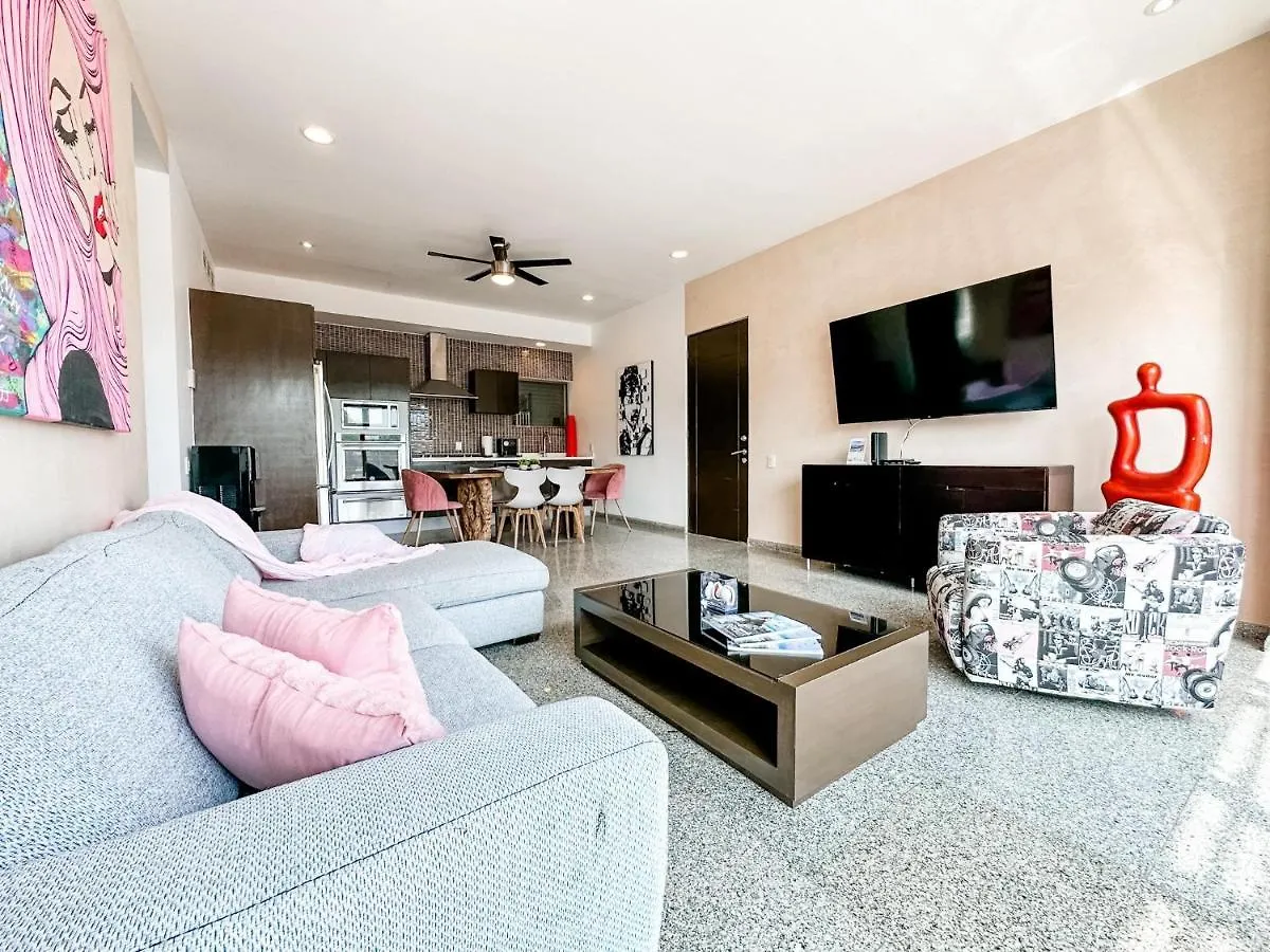 In 21 Trendy Condo Free Wifi Mamitas Beach Playa del Carmen 0*,  Mexico
