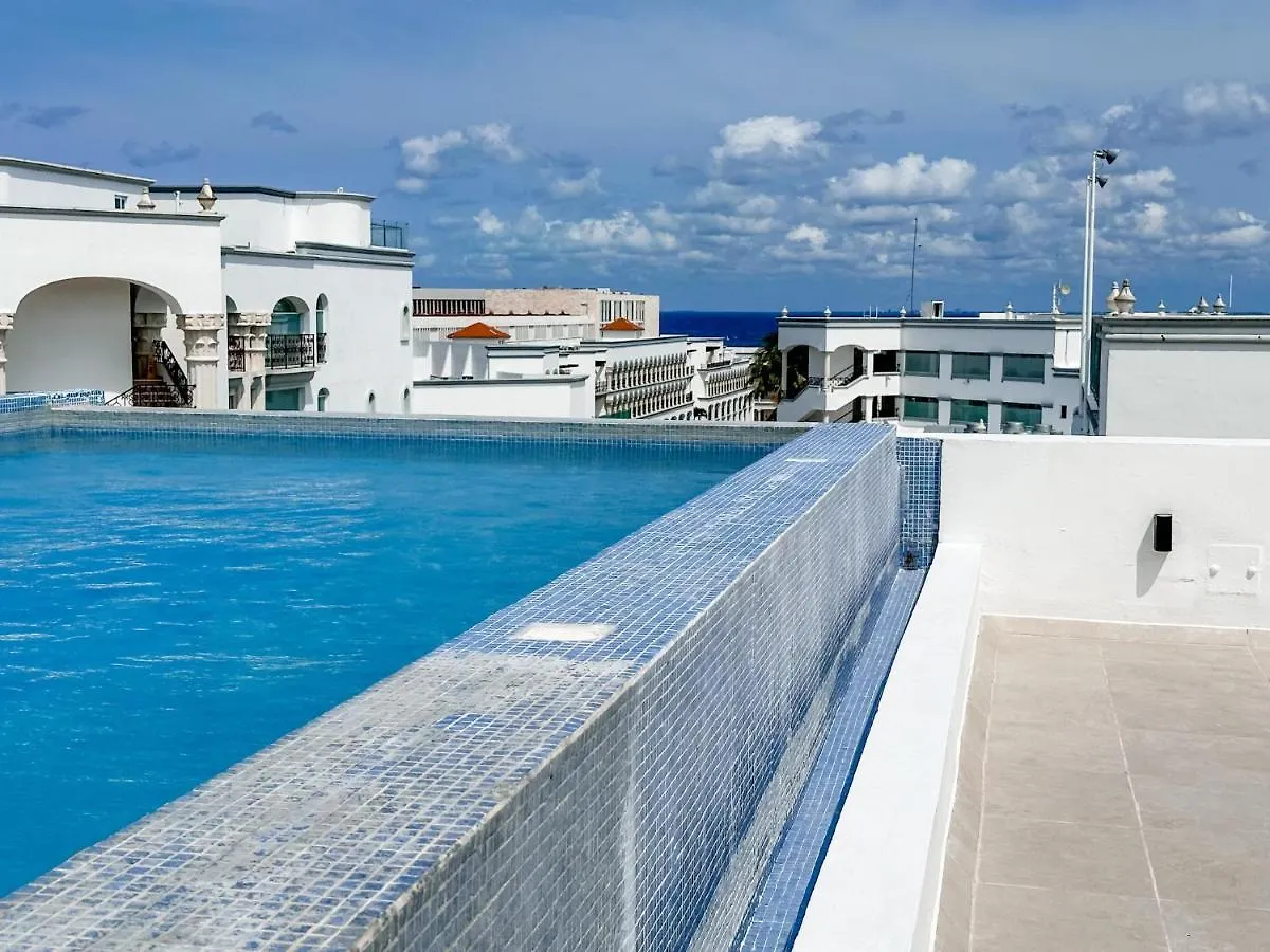 In 21 Trendy Condo Free Wifi Mamitas Beach Playa del Carmen